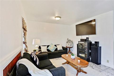 322 E Burnett St, Long Beach, CA 90806 photo 9