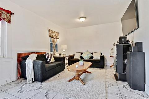 322 E Burnett St, Long Beach, CA 90806 photo 8