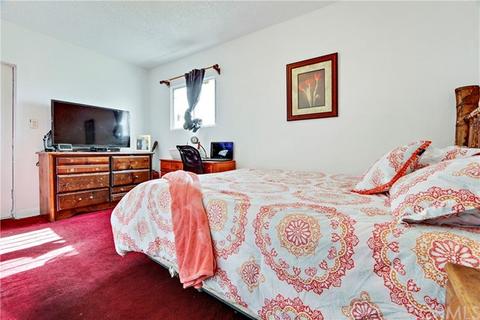 322 E Burnett St, Long Beach, CA 90806 photo 3