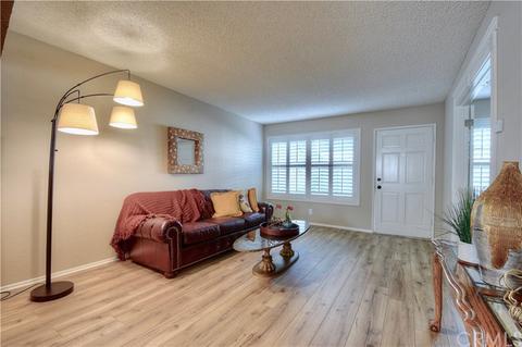733 Jaywood Ct, Brea, CA 92821 photo 2