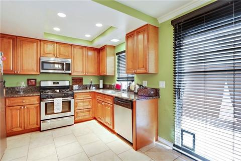 7304 Exeter St #E, Paramount, CA 90723 photo 6