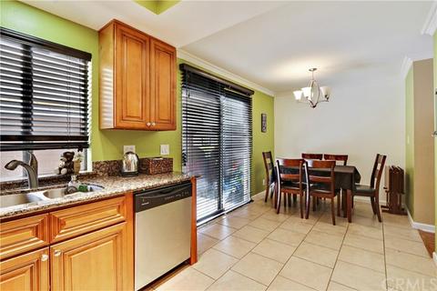 7304 Exeter St #E, Paramount, CA 90723 photo 7