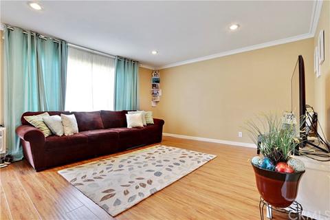 7304 Exeter St #E, Paramount, CA 90723 photo 2