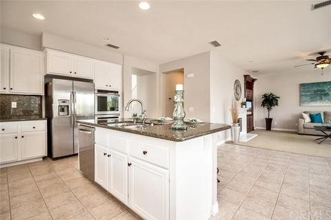 940 Nicholas Pl, Corona, CA 92882 photo 12