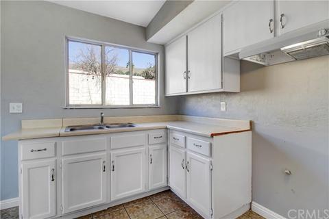 3347 Laurel Dr, Riverside, CA 92509 photo 10
