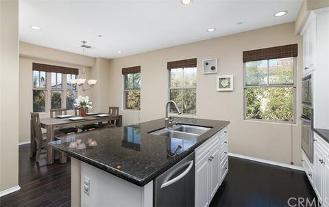 72 Sarabande, Irvine, CA 92620 photo 2