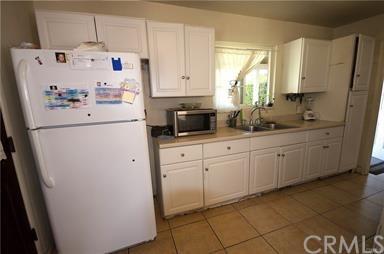9572 Sara Ct, Riverside, CA 92503 photo 8