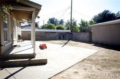 9572 Sara Ct, Riverside, CA 92503 photo 5