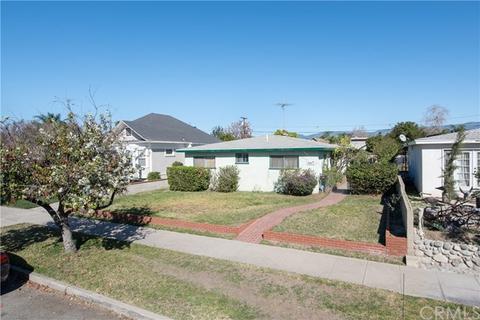 667 E H St, Colton, CA 92324 photo 2