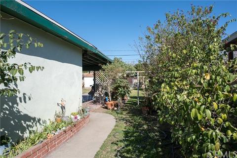 667 E H St, Colton, CA 92324 photo 6