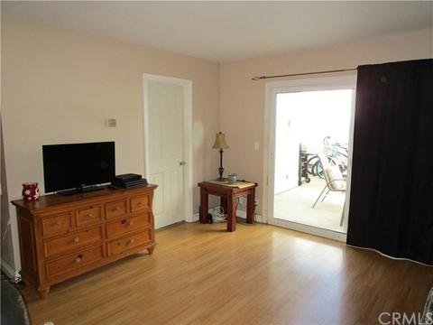 11060 Irwin Dr, Stanton, CA 90680 photo 3