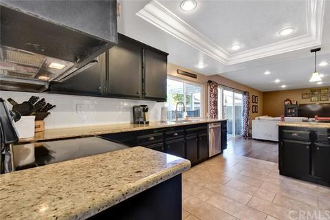 6085 Jeffrey Mark St, Cypress, CA 90630 photo 35