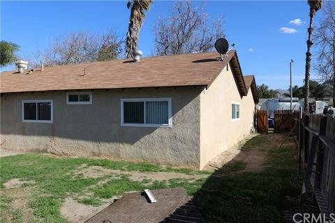 1241 American Dr, Riverside, CA 92501 photo 29