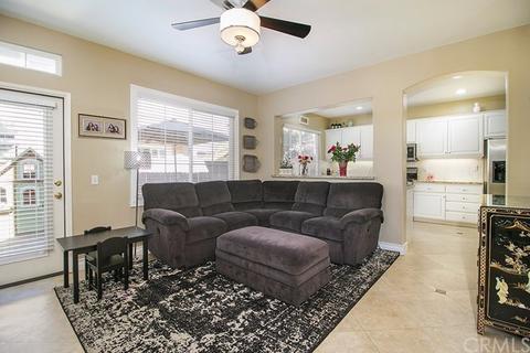 47 Bradford, Irvine, CA 92602 photo 2