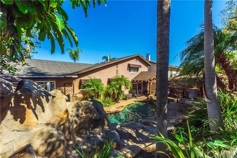 5550 Edgemar Ave, Anaheim, CA 92807 photo 13