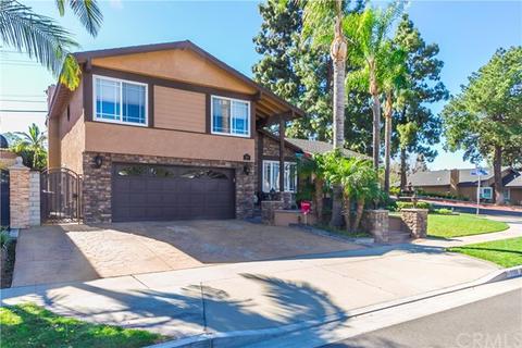 5550 Edgemar Ave, Anaheim, CA 92807 photo 2