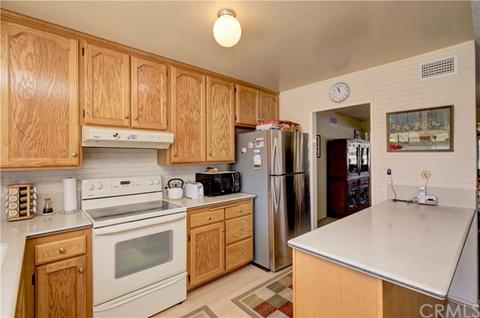 6586 Walnut St, Cypress, CA 90630 photo 14