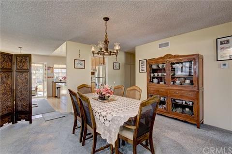 6586 Walnut St, Cypress, CA 90630 photo 9