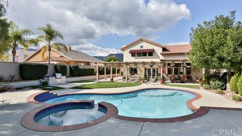 3001 Switchback Ln, Corona, CA 92882 photo 3
