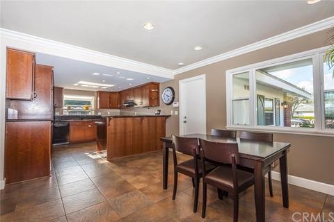 420 E Redwood Ave, Orange, CA 92865 photo 9