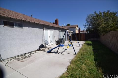 827 E Jackson St, Rialto, CA 92376 photo 10