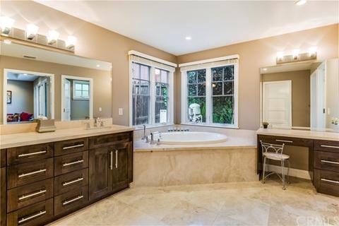 900 Bryant Rd, Long Beach, CA 90815 photo 14