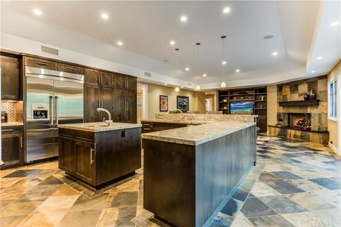 900 Bryant Rd, Long Beach, CA 90815 photo 11