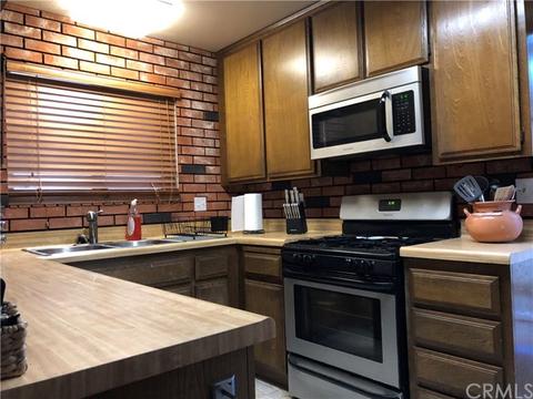 1071 E Harding St, Long Beach, CA 90805 photo 8