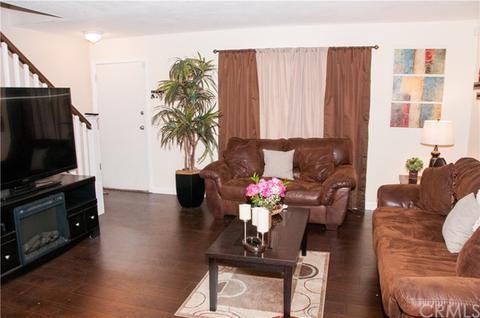 62 E 69th Way, Long Beach, CA 90805 photo 2