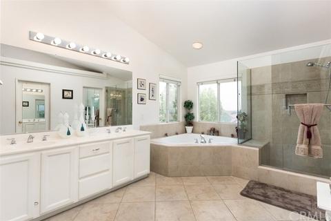 833 Greenridge Rd, Corona, CA 92882 photo 19
