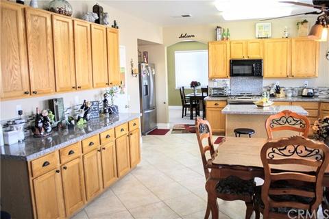 833 Greenridge Rd, Corona, CA 92882 photo 7