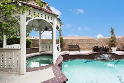 833 Greenridge Rd, Corona, CA 92882 photo 12