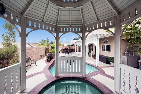 833 Greenridge Rd, Corona, CA 92882 photo 13