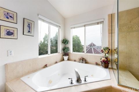 833 Greenridge Rd, Corona, CA 92882 photo 18