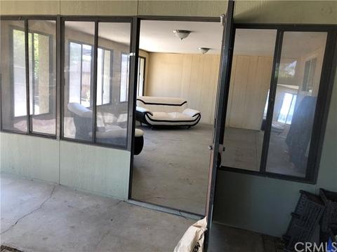 1082 Ardmore St, Riverside, CA 92507 photo 19