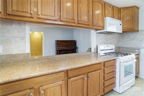 2124 W Olive Ave, Fullerton, CA 92833 photo 14