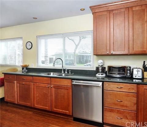 6101 E Los Arcos St, Long Beach, CA 90815 photo 3