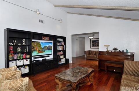 6101 E Los Arcos St, Long Beach, CA 90815 photo 10