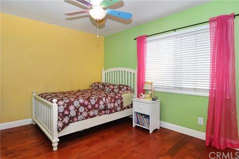 6101 E Los Arcos St, Long Beach, CA 90815 photo 14
