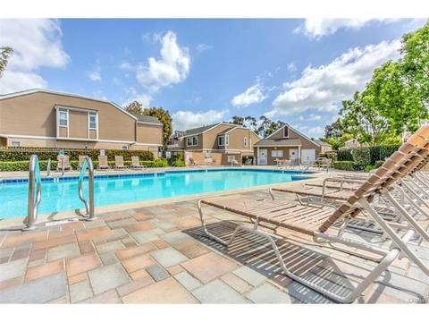 10413 E Briar Oaks Dr #D, Stanton, CA 90680 photo 2