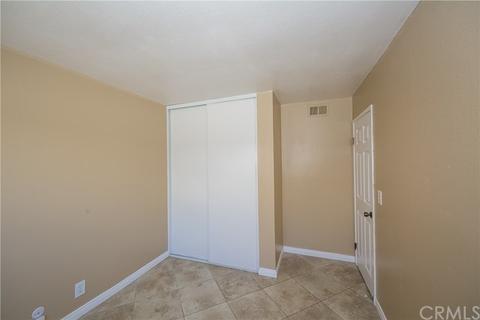 4662 Roxbury Dr, Irvine, CA 92604 photo 17
