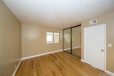 4662 Roxbury Dr, Irvine, CA 92604 photo 12