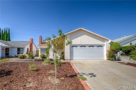4662 Roxbury Dr, Irvine, CA 92604 photo 1