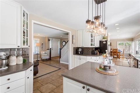 2600 Salem Pl, Fullerton, CA 92835 photo 9