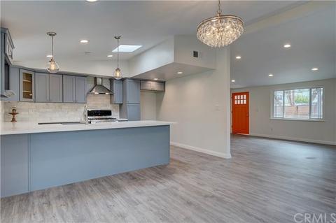 216 Wake Forest Rd, Costa Mesa, CA 92626 photo 8