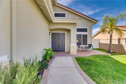 2918 Switchback Ln, Corona, CA 92882 photo 4