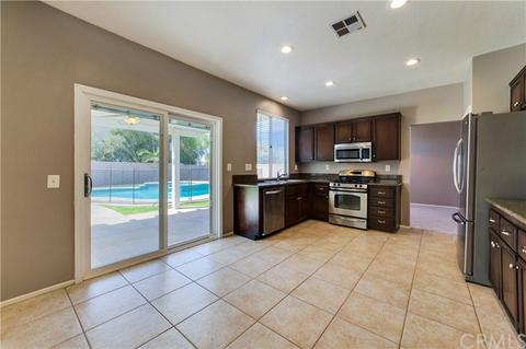 2918 Switchback Ln, Corona, CA 92882 photo 9