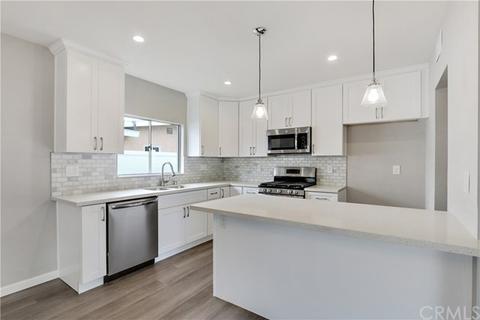 5250 E 25th St, Long Beach, CA 90815 photo 4
