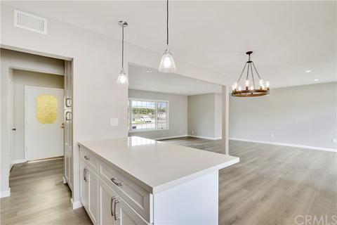 5250 E 25th St, Long Beach, CA 90815 photo 11