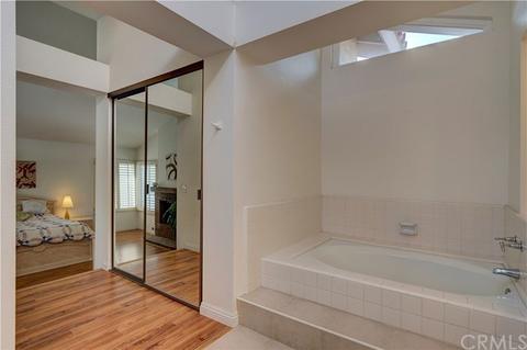12 Lexington, Irvine, CA 92620 photo 28